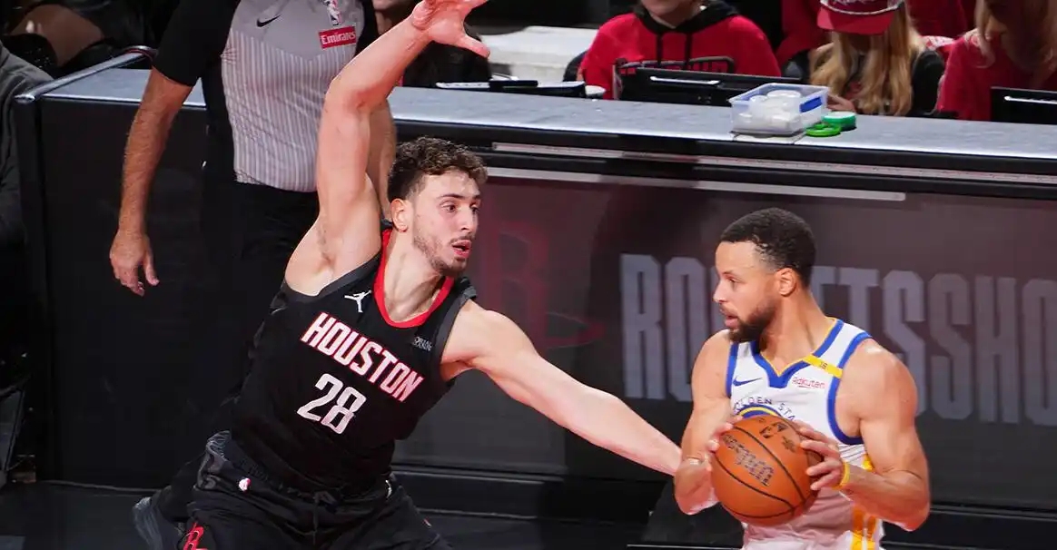 今晚NBA季后赛传出新动向,南特遗憾出局,高层表态:更衣室稳定,更衣室氛围转暖的简单介绍 今晚NBA季后赛传出新动向,南特遗憾出局,高层表态:更衣室稳定,更衣室氛围转暖的简单介绍